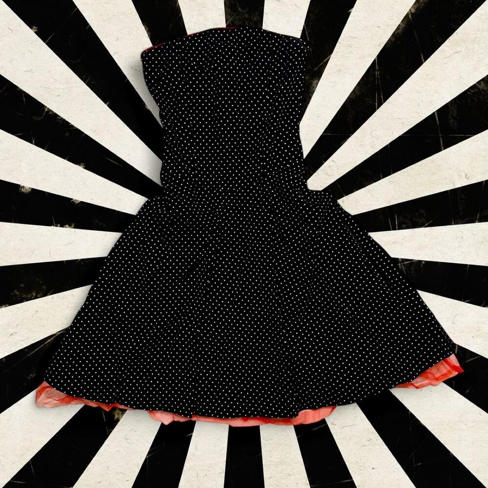 Black polka dot fit